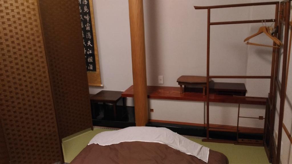 Tochigi Guest House Kuranomachi ゲストハウス蔵の街 מראה חיצוני תמונה